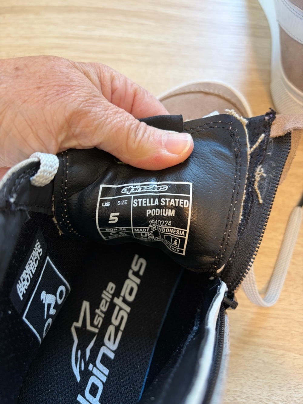 Alpinestars Stella Stated Podium Sneakers - Picture 6 of 7